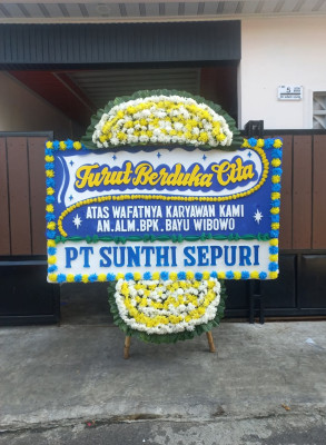 Papan Bunga Duka di Kikim Selatan